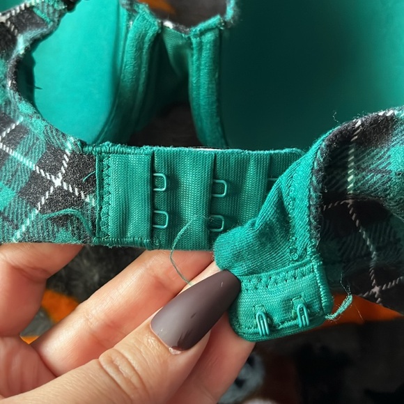 Bra bundle green plaid and black T-shirt push up - Picture 5 of 7